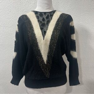 Black and White Women's Sweater‎